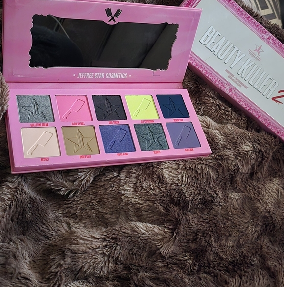 Beauty Killer 2 Eyeshadow Palette - Picture 2 of 3